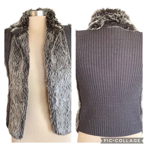 XOXO Brown Sweater Vest Faux Fur Front Small Cable Knit Mob Wife Fall Winter - Picture 1 of 9
